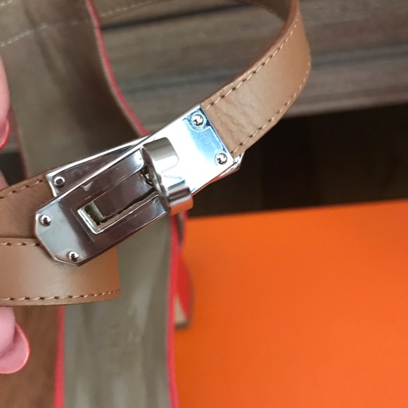 🚫sold🚫 Hermes Manege Kelly Buckle Sandals - Picture 3 of 8